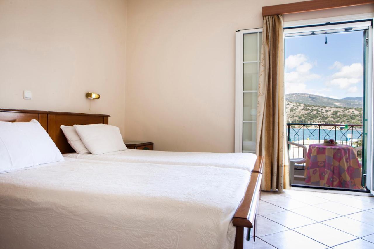 Rouchotas Studios By Viktor 1Rst Floor Argostoli  Luaran gambar